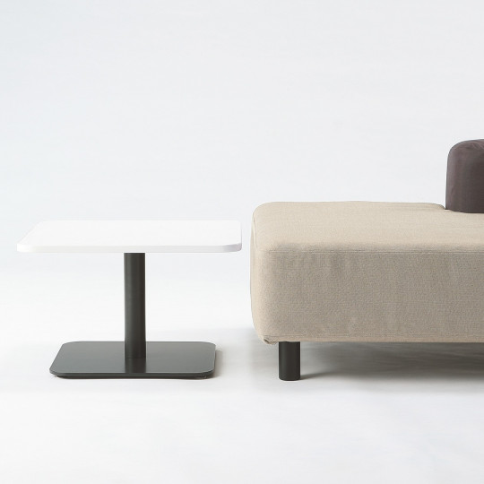 [Dostępny od ręki] Stolik niski melamina