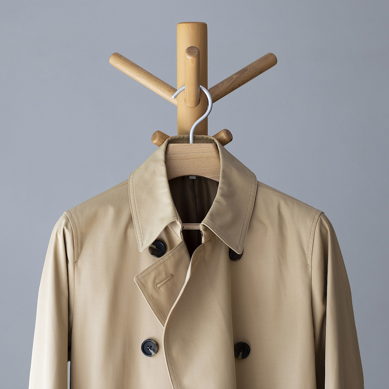 Wieszak z drewna bukowego 40cm