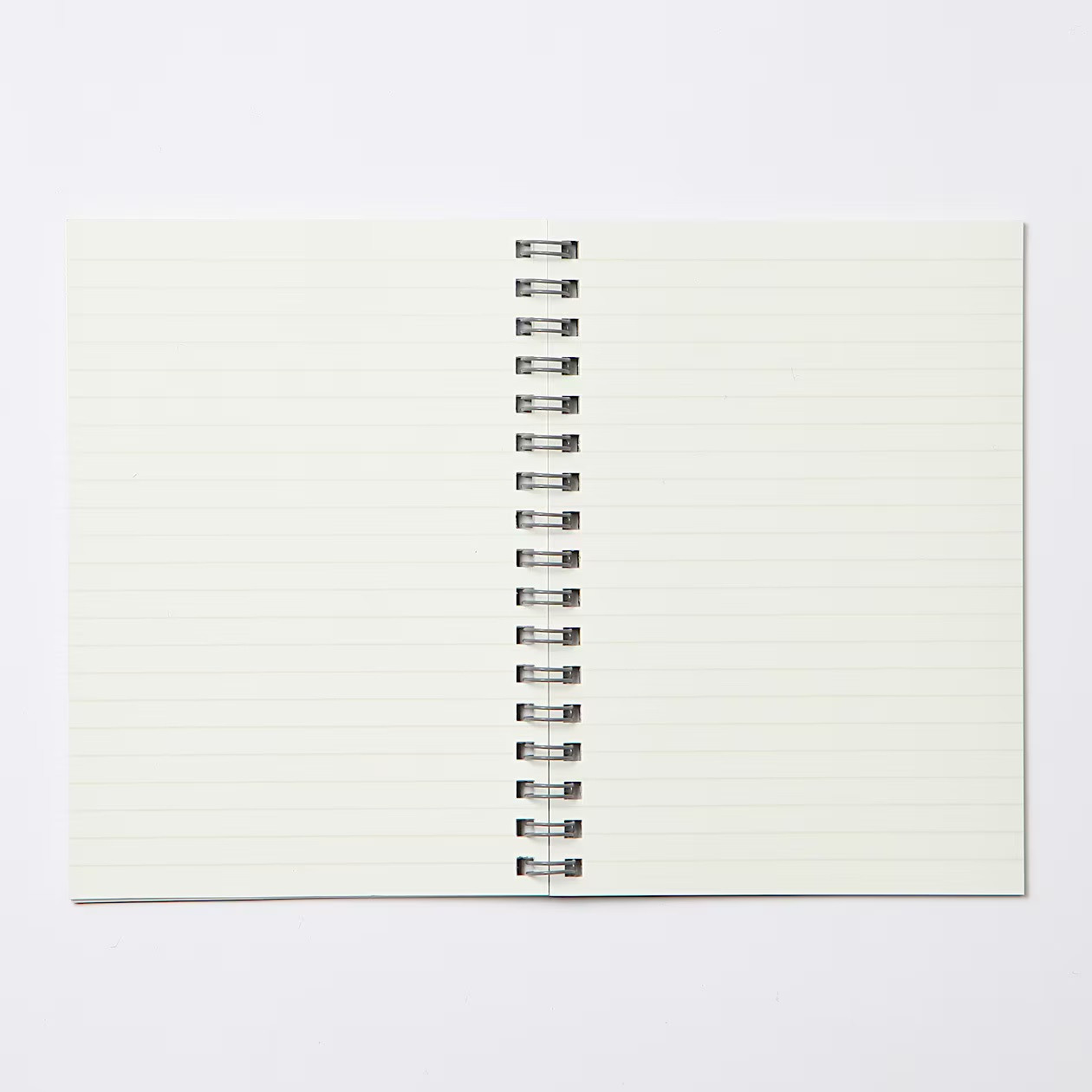 Kołonotatnik w linie 48 kartek A6 czarny