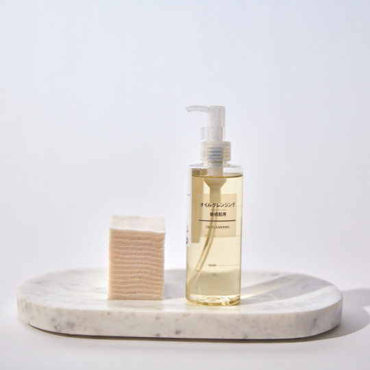 Olejek do demakijażu Sensitive Care 200ml