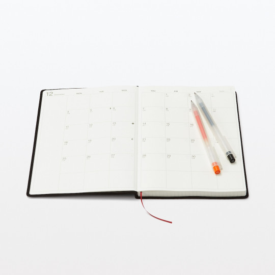 Kalendarz tygodniowy 2024 zamszowy A5 czarny