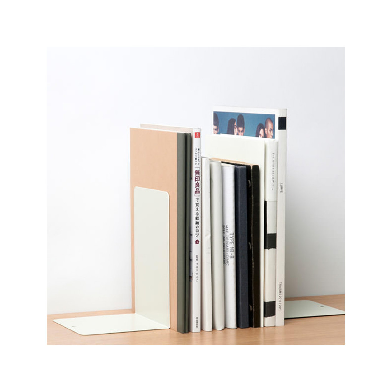 Podpórka do książek ze stali nierdzewnej L