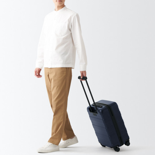 Walizka twarda z poliwęglanu 36l granatowa