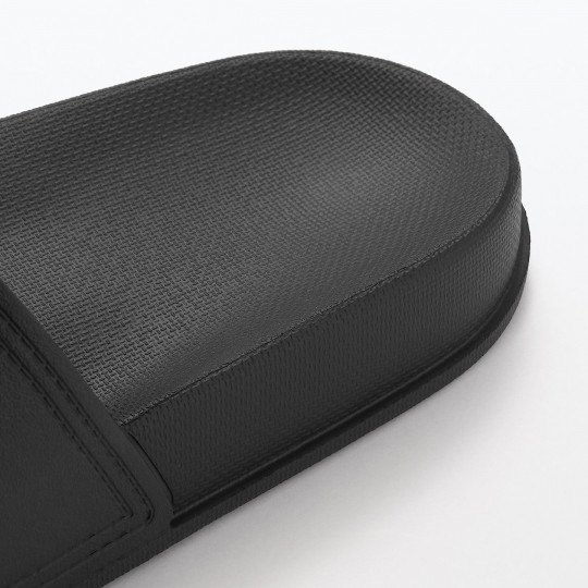 Klapki profilowane czarne