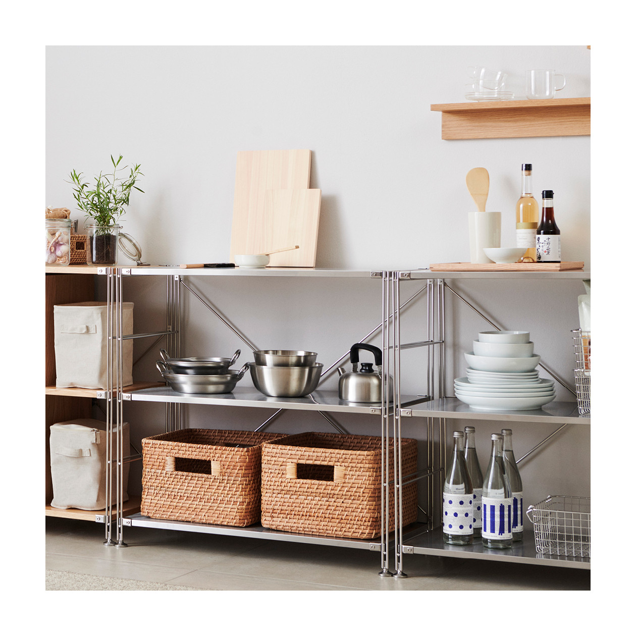 Kosz rattanowy z uchwytami 35x36x24cm