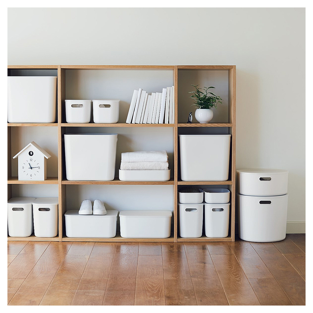 Pojemnik PE 25.5x36x32cm biały