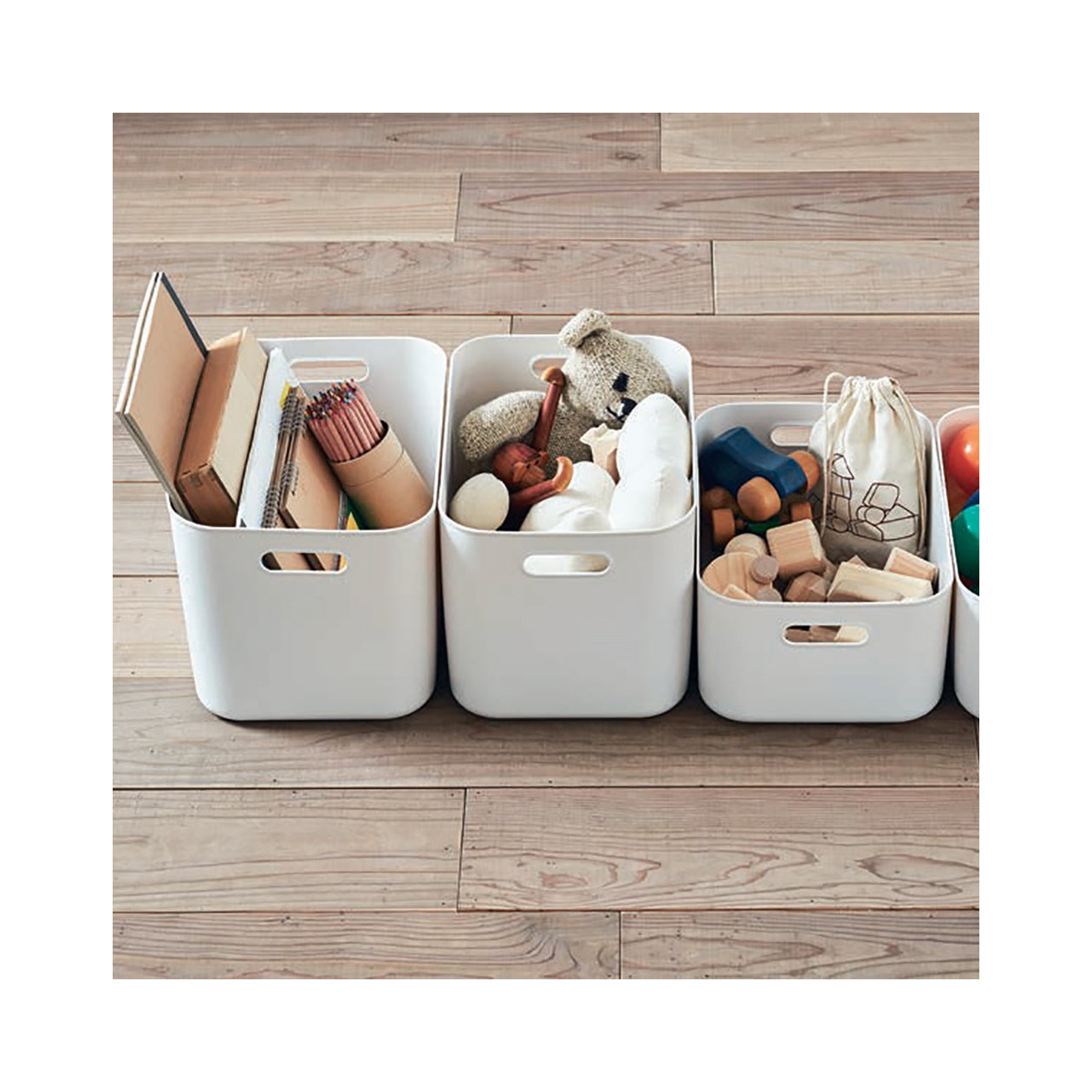 Pojemnik PE 25.5x36x32cm biały