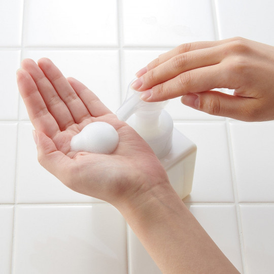 Butelka spieniająca PET 250ml biała