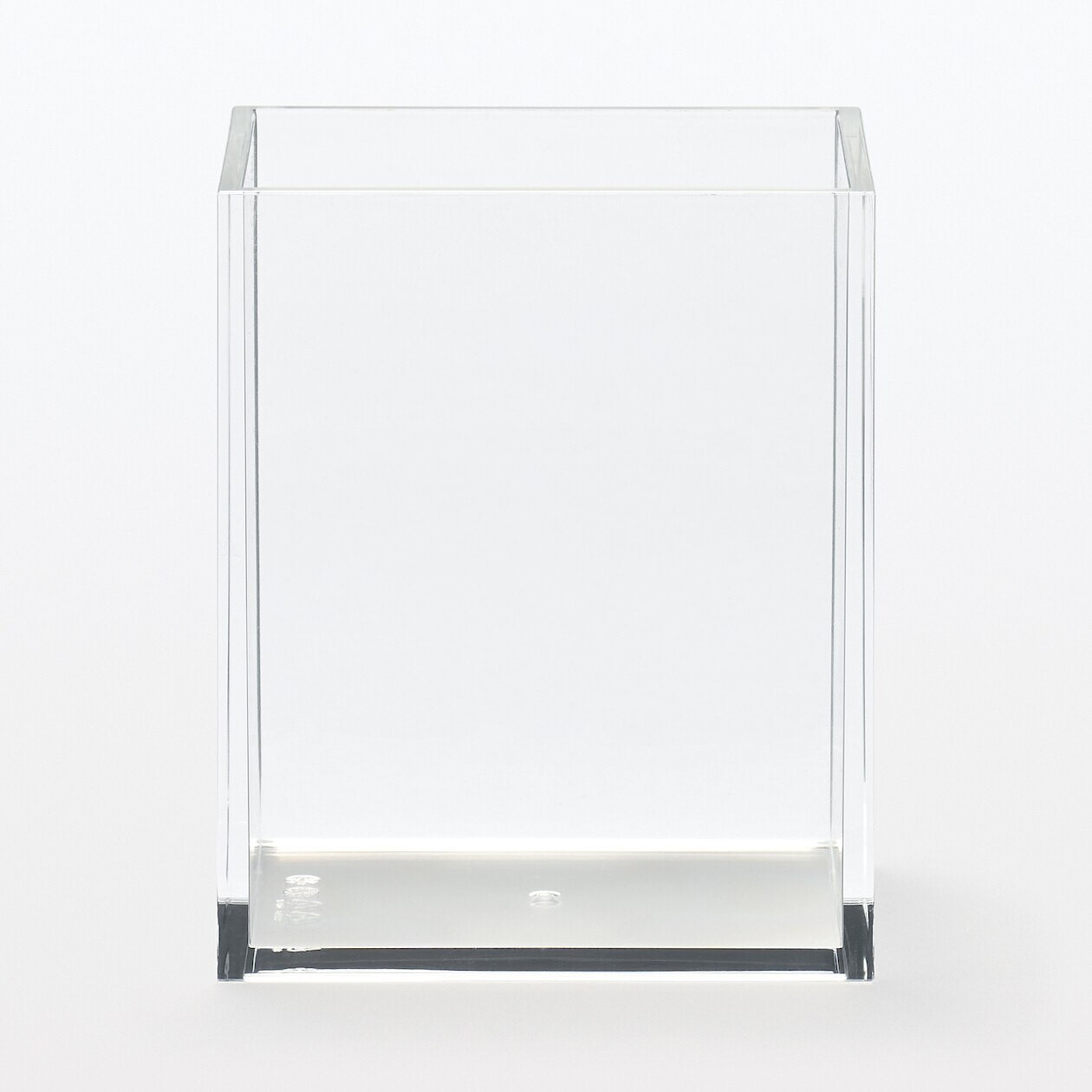Pojemnik akrylowy prostokątny 7x6x9cm
