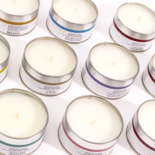 Świeca zapachowa w puszce neroli i bazylia