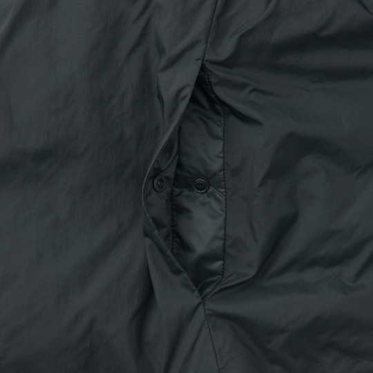 Lekka kurtka puchowa bez kołnierza czarna