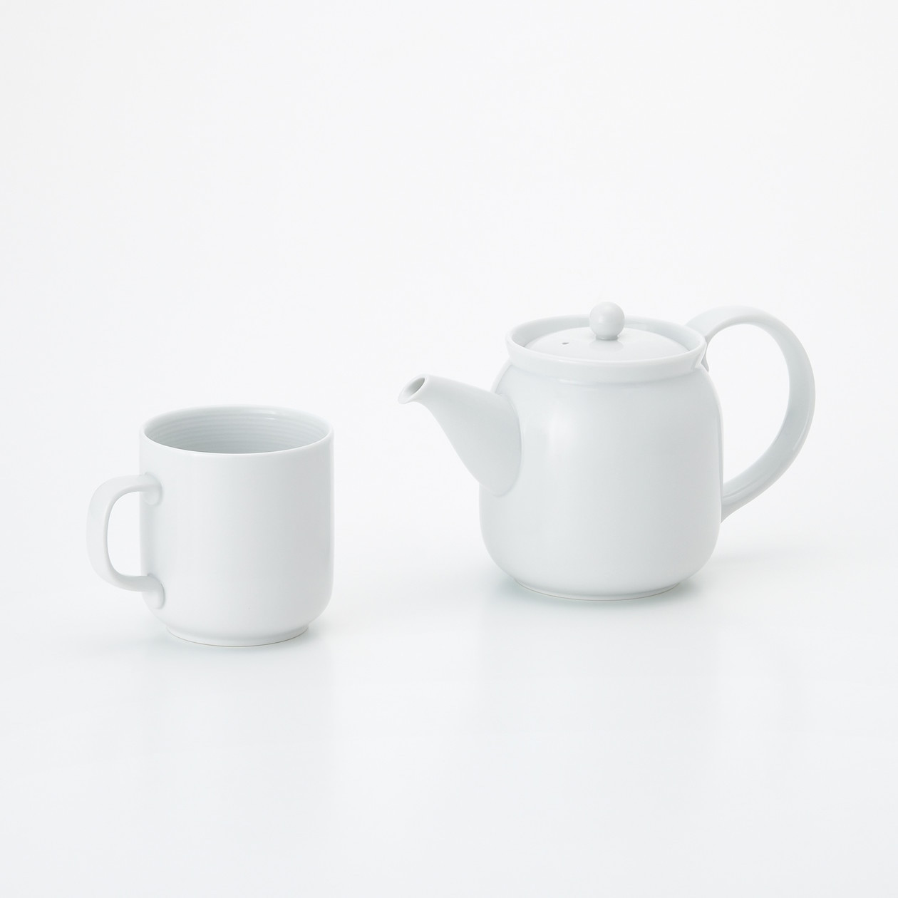 Czajnik z sitkiem z porcelany Hakuji 550ml