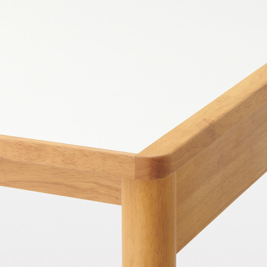 Stół z drewna kauczukowego z blatem melaminowym 70x70cm