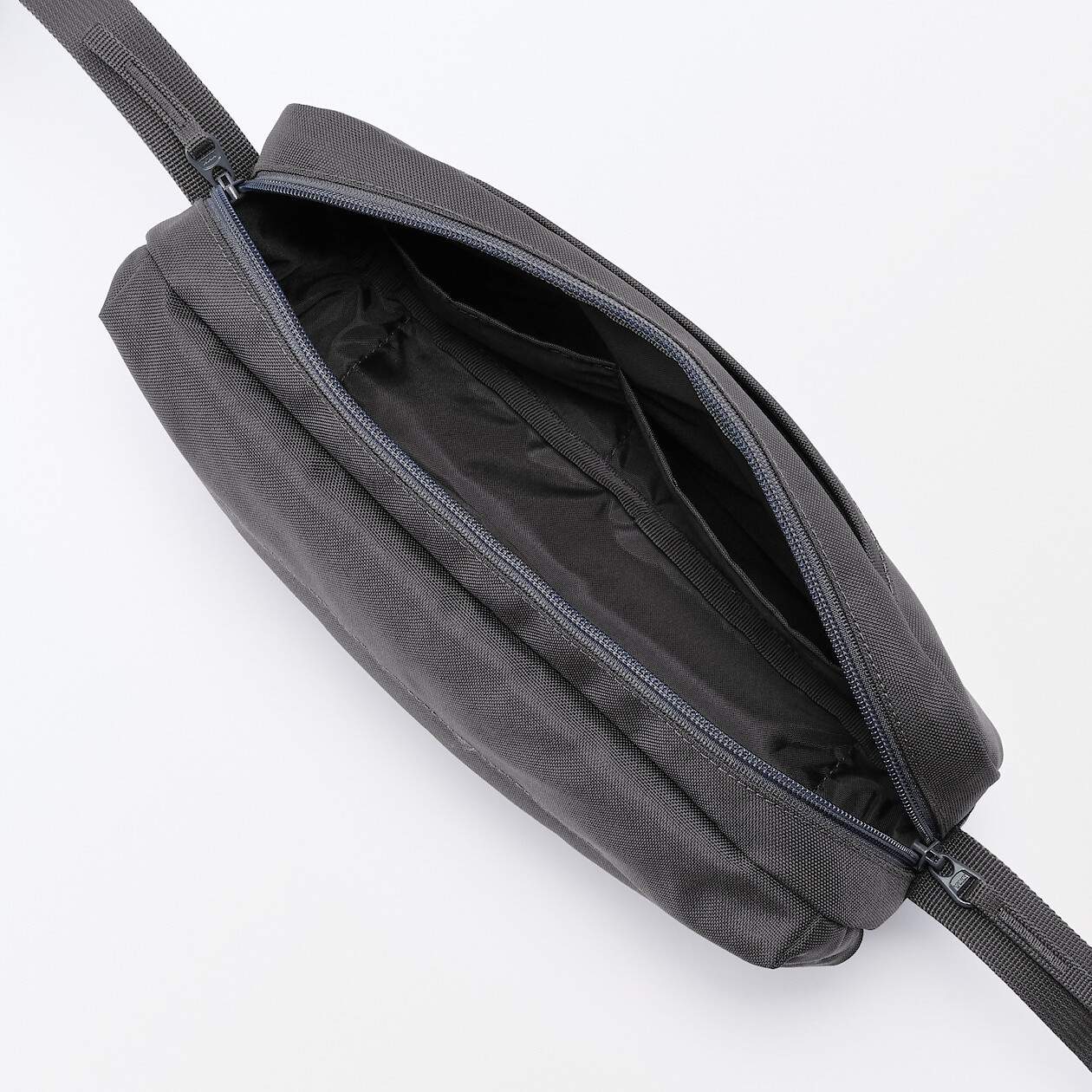 Torebka listonoszka grafitowa