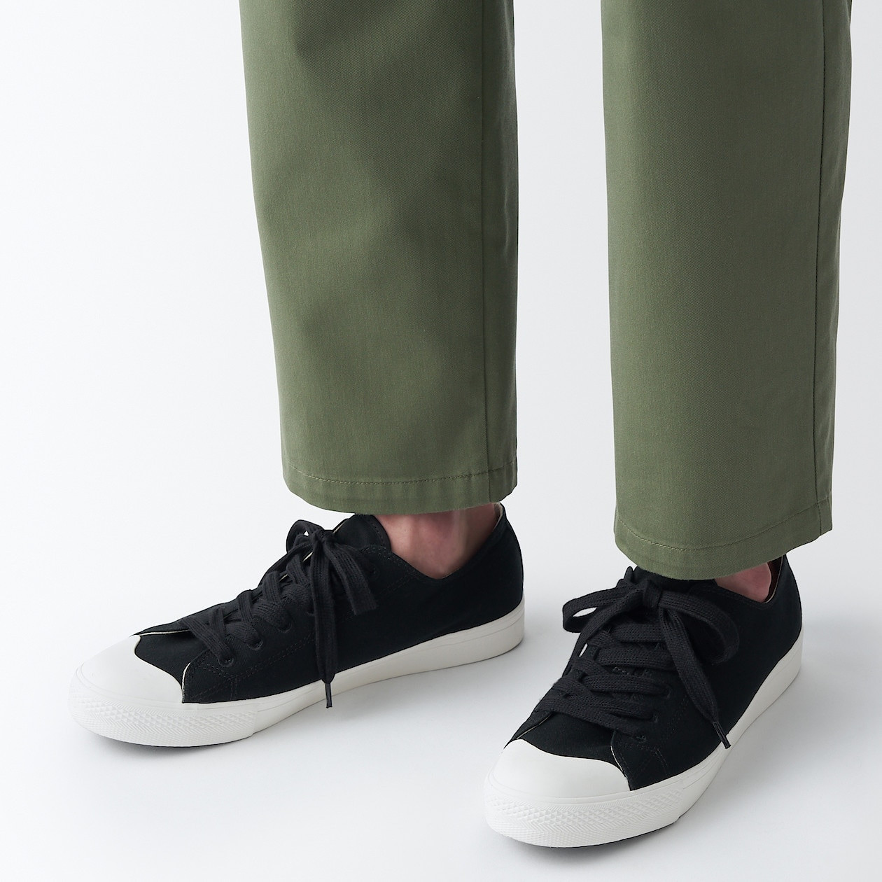 Trampki niskie czarno-białe