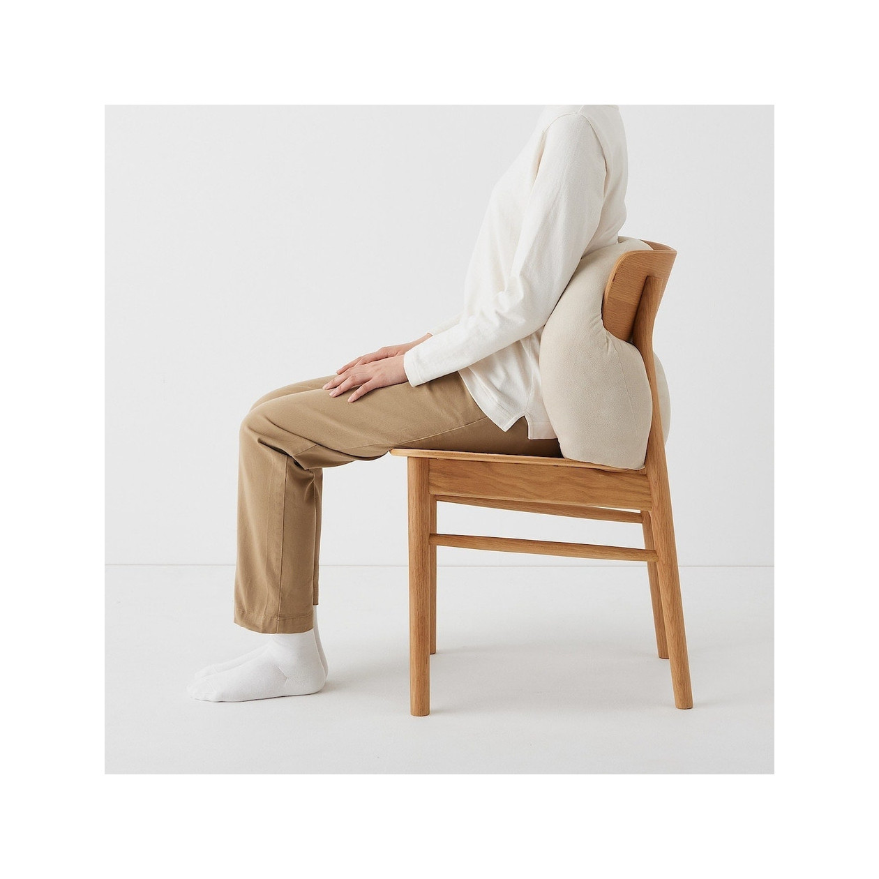 Poduszka multi miękka owalna beżowa