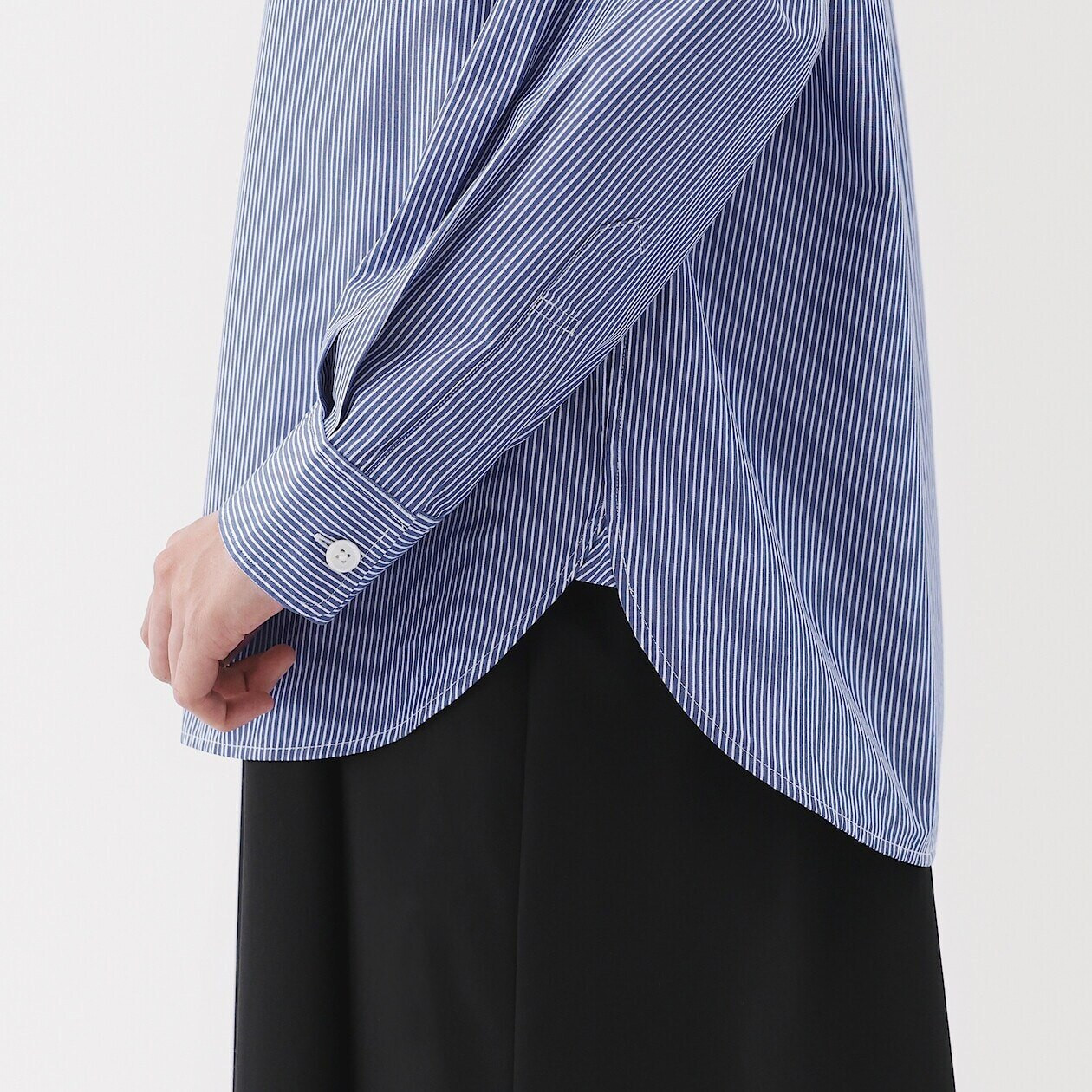 Koszula z bawełny organicznej w paski granatowa