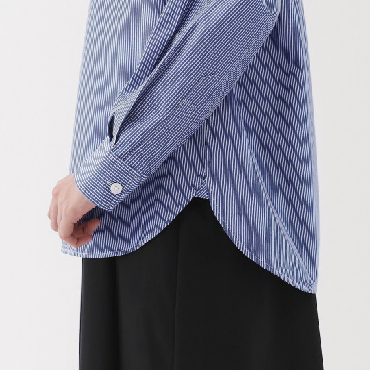 Koszula z bawełny organicznej w paski granatowa