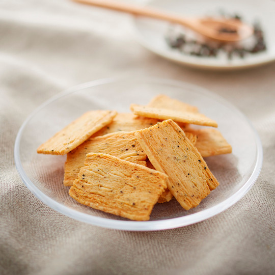 Chipsy serowe Cheddar & Pieprz 70g