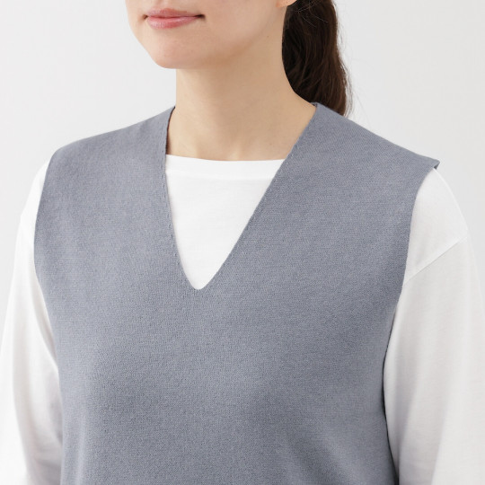 Kamizelka z dzianiny z dekoltem V czarna