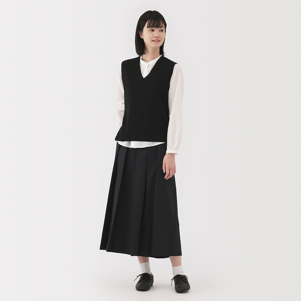 Kamizelka z dzianiny z dekoltem V czarna