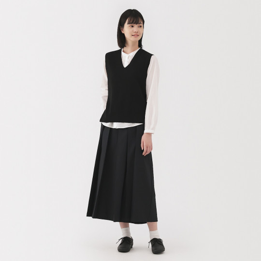 Kamizelka z dzianiny z dekoltem V czarna