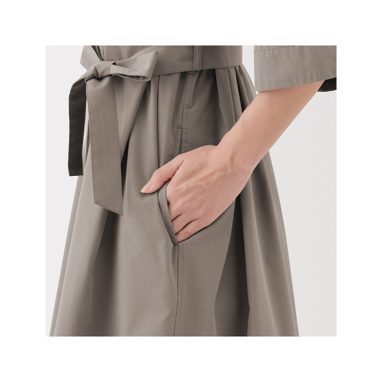 Sukienka szybkoschnąca czarna