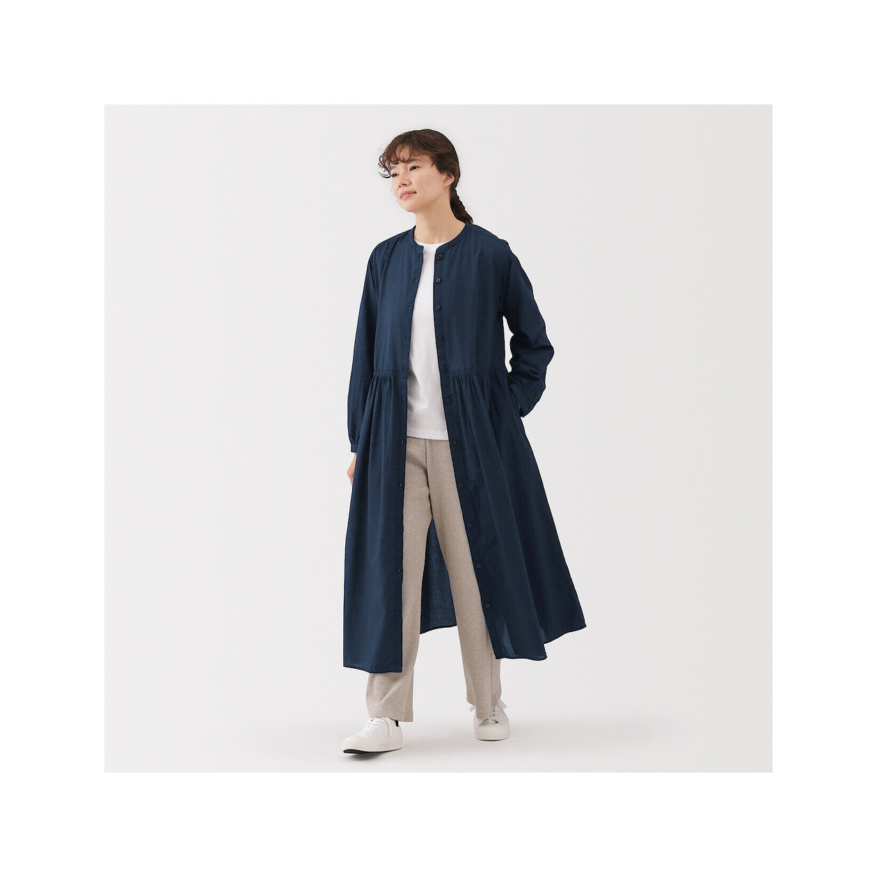 Sukienka z batystu bawełnianego granatowa