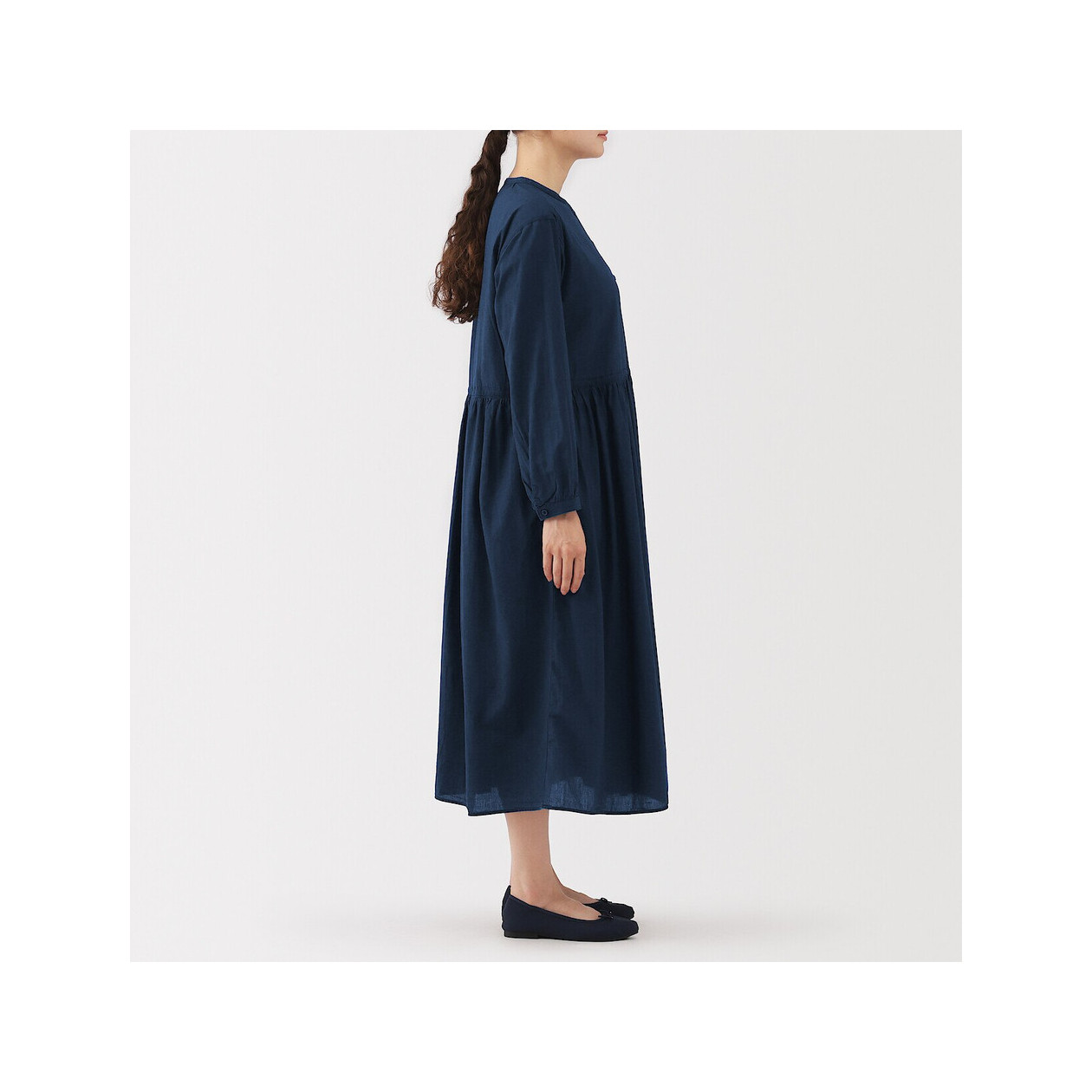 Sukienka z batystu bawełnianego granatowa