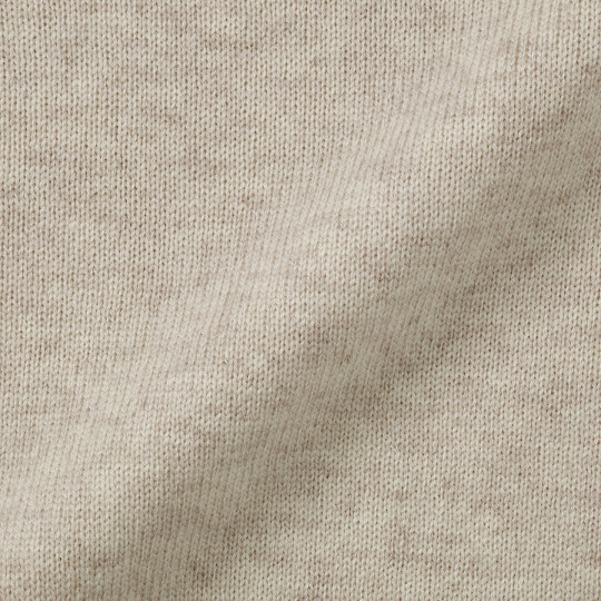 Sweter wełniany z dekoltem C beżowy