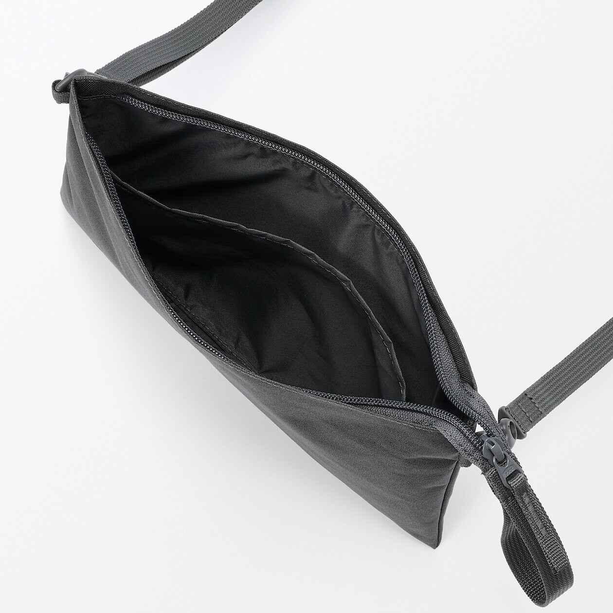 Torebka listonoszka mała grafitowa