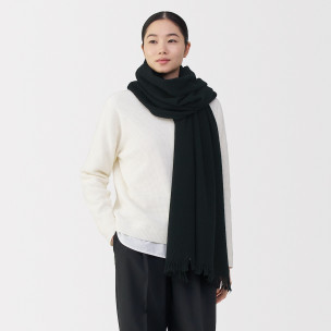 Szal wełniany czarny