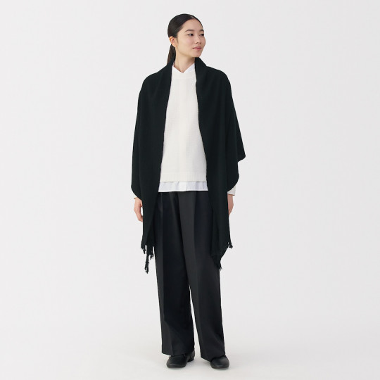 Szal wełniany czarny