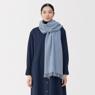 Szal wełniany niebieski