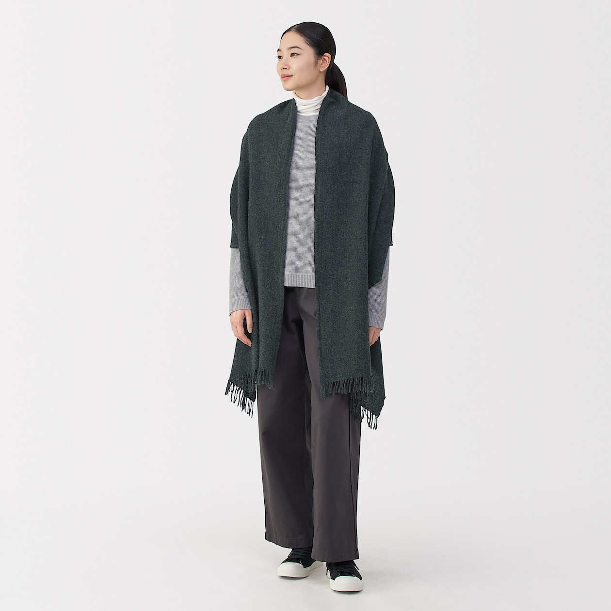 Szal wełniany grafitowy