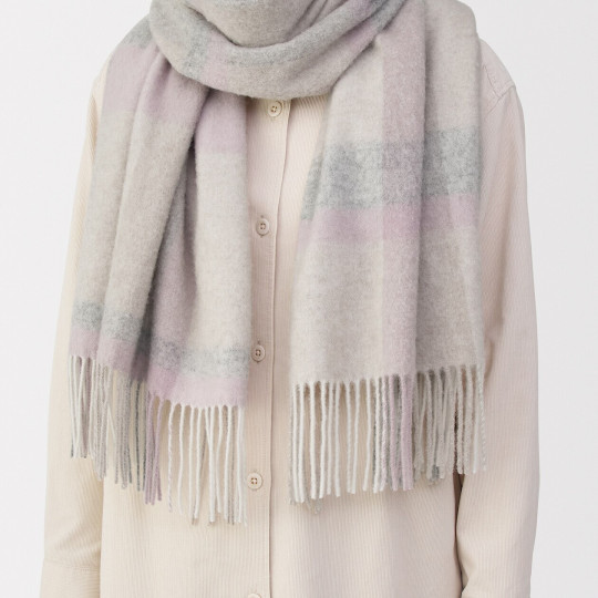 Szal wełniany w kratę kremowy