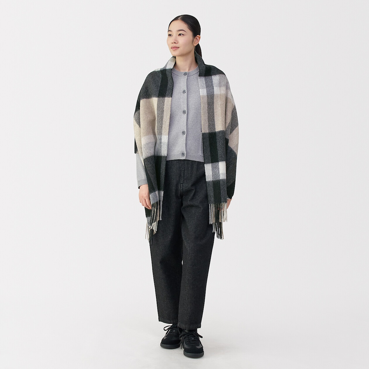 Szal wełniany w kratę grafitowy