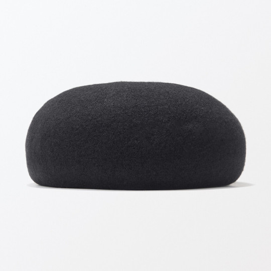 Beret wełniany czarny