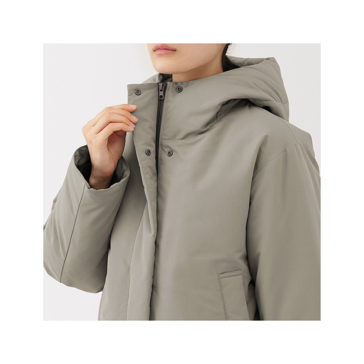 Kurtka puchowa z kapturem czarna