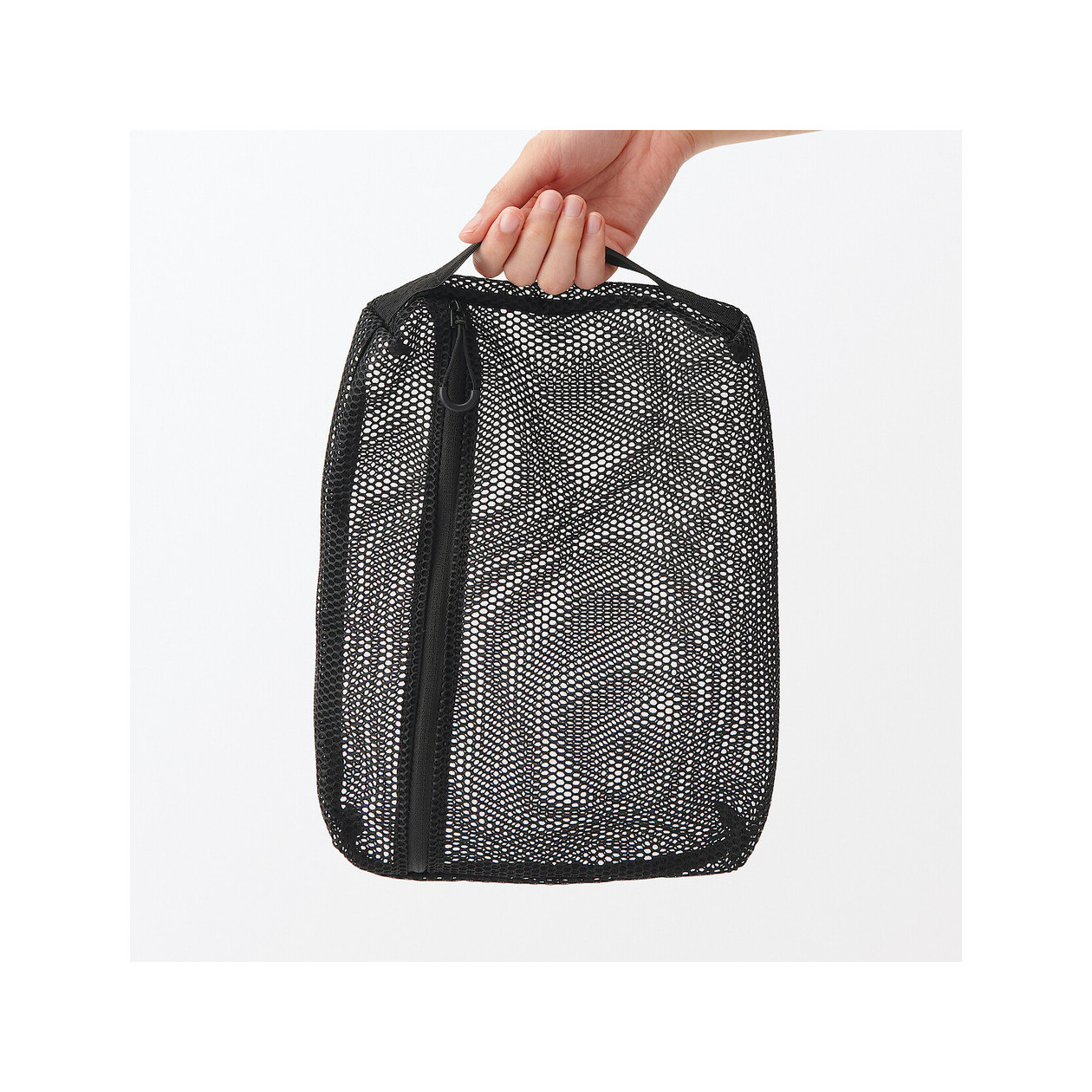 Saszetka z miekkiej siatki czarna L