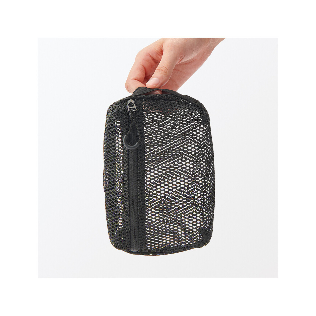 Saszetka z miekkiej siatki czarna S