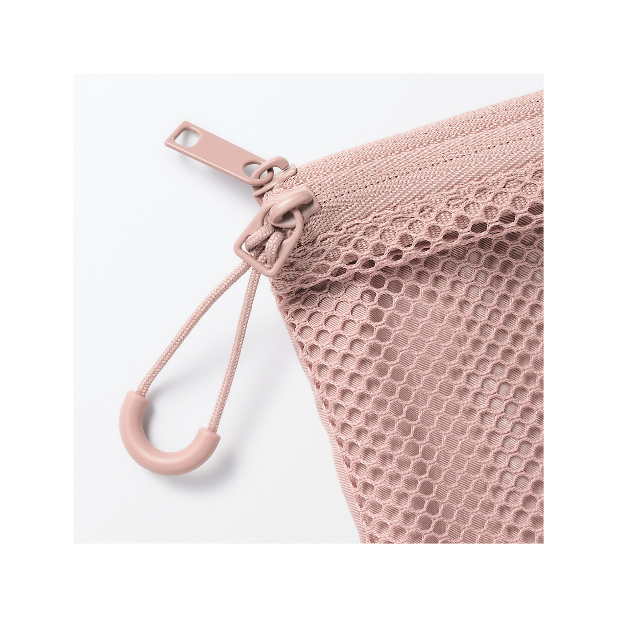 Saszetka z siatki L różowa