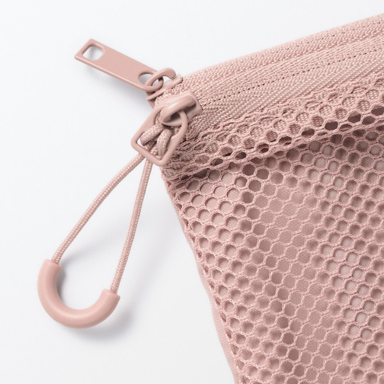 Saszetka z siatki L różowa