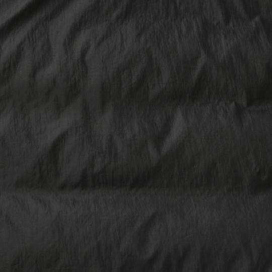 Lekka kurtka puchowa bez kołnierza czarna