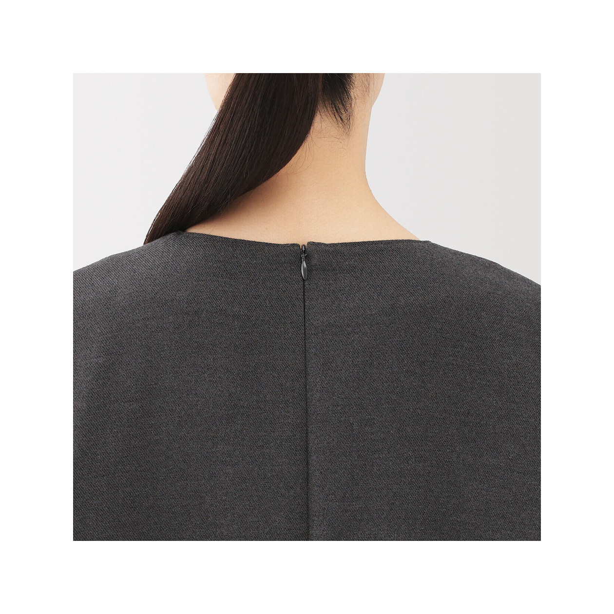 Sukienka z rękawem granatowa