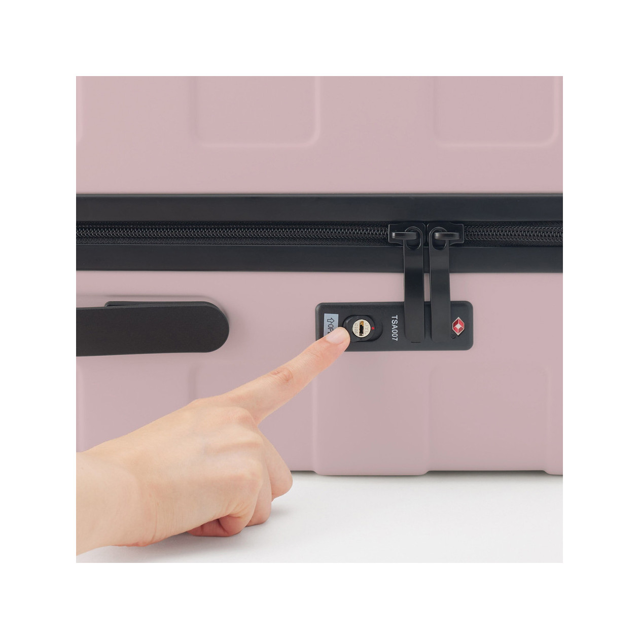 Walizka twarda z poliwęglanu 36l różowa