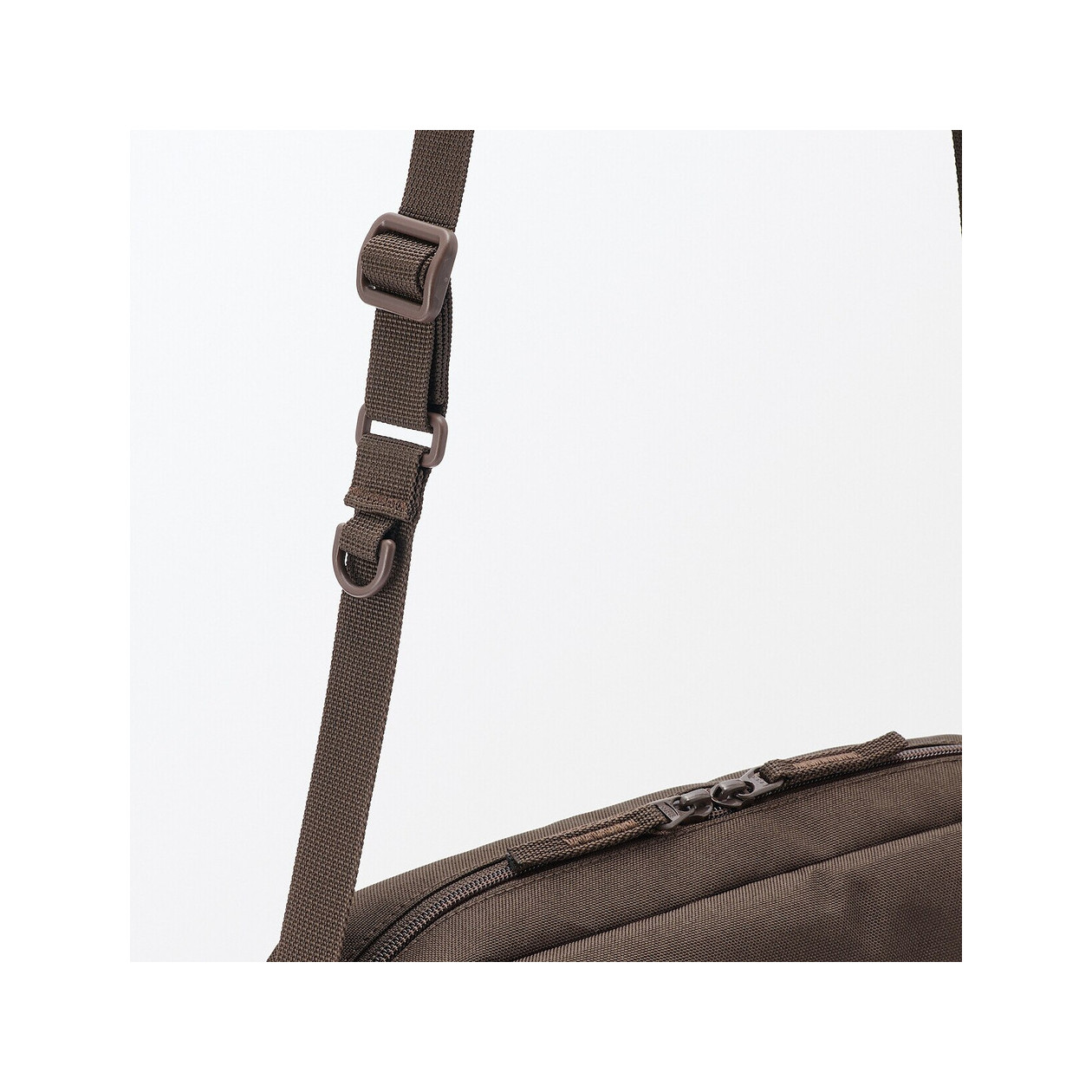 Torebka listonoszka brązowa