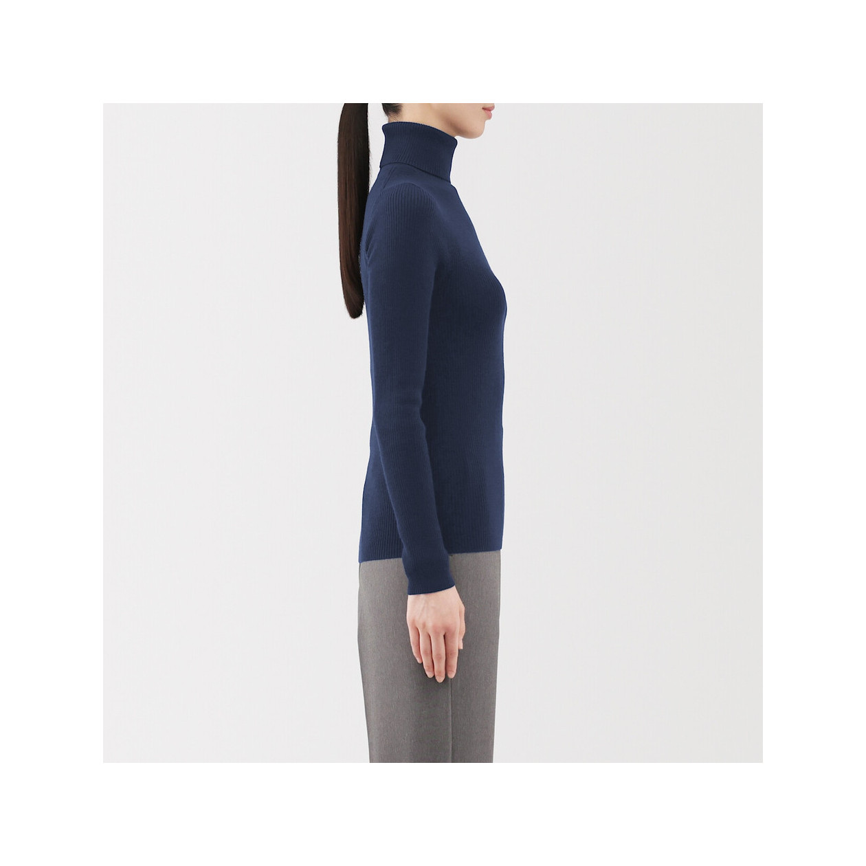 Golf niegryzący wełniany w prążki beżowy