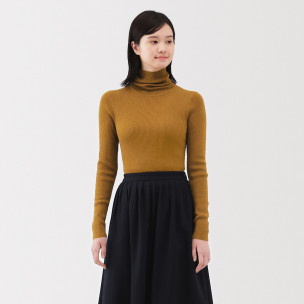 Golf niegryzący wełniany w...