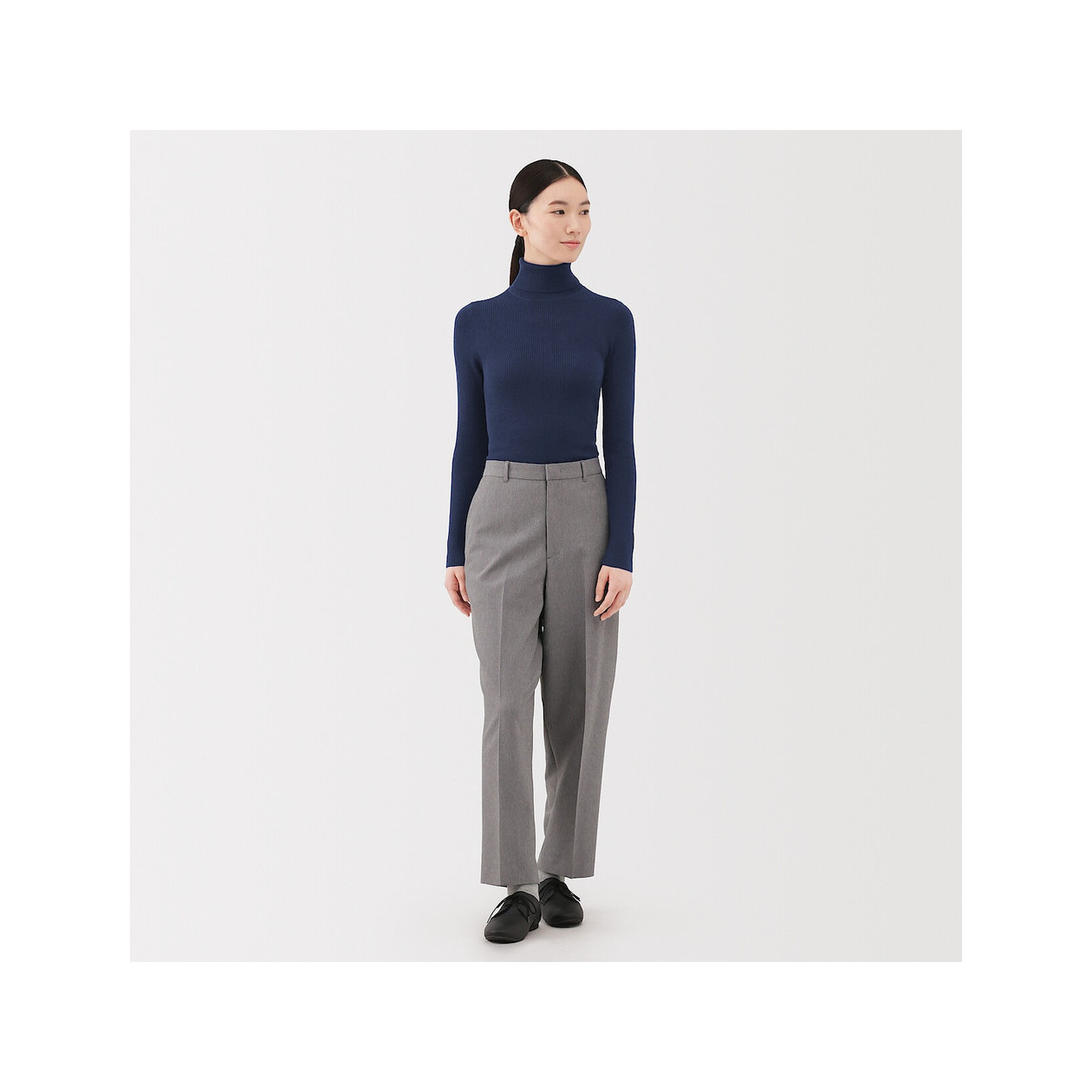 Golf niegryzący wełniany w prążki granatowy